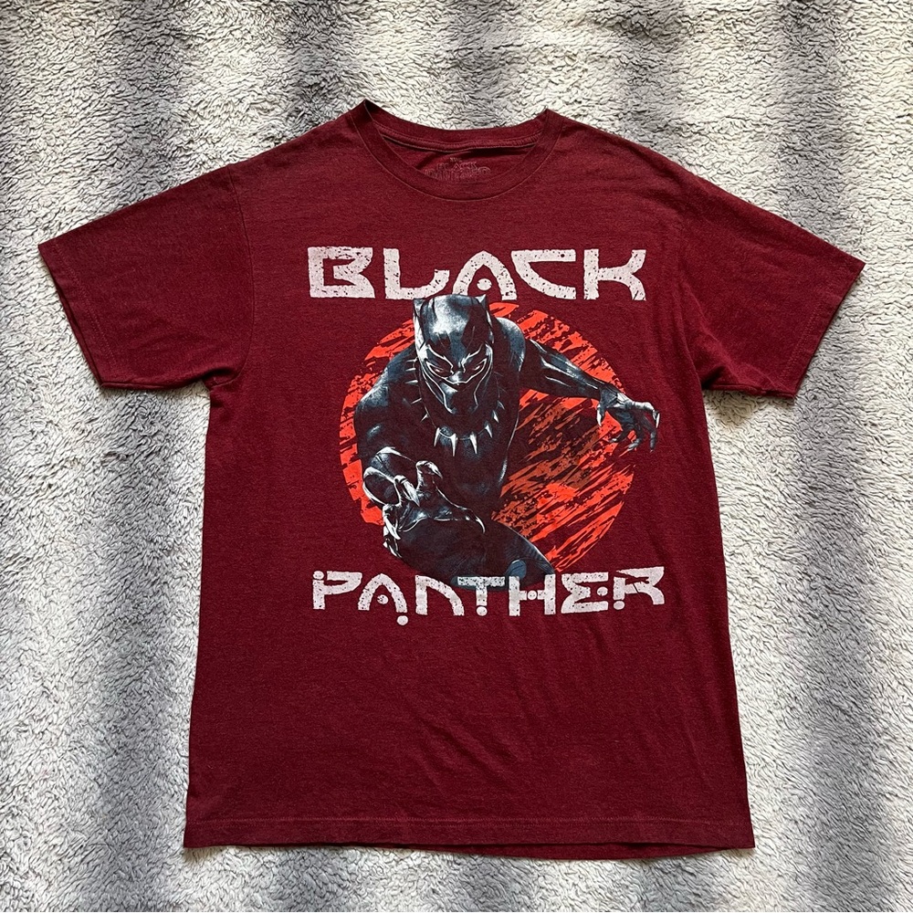 Marvel’s Black Panther Graphic T-Shirt Men’s Medium Maroon Red Black Tee